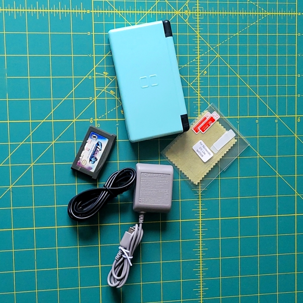 Blue Nintendo DS Lite